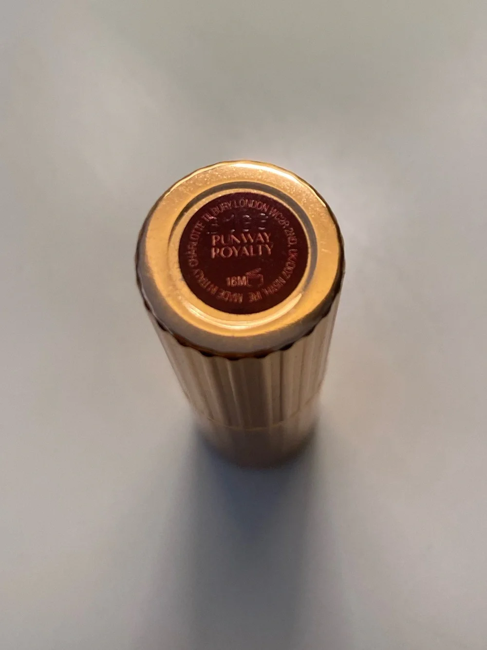 Charlotte Tilbury K.I.S.S.I.N.G. Lipstick-Runway Royalty-NWOB